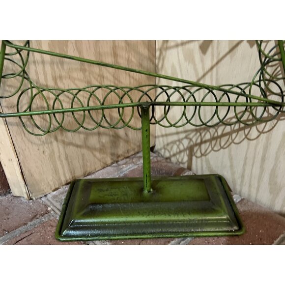 Green Metal Christmas Tree ~ Photo Card Letter Holder 25.5” Tall - Picture 2 of 4